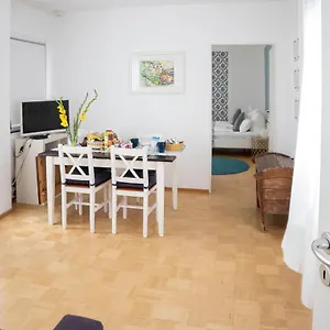 My Place Mit Fruehstueckspaket - With Breakfastbox Frankfurt am Main