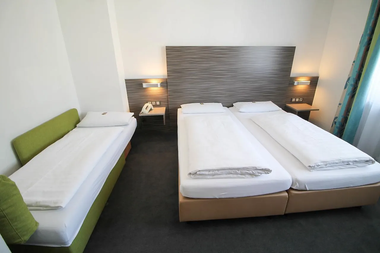 Hotel Am Zoo Frankfurt am Main 3*,